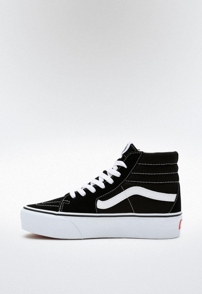 Deportivo de mujer negro VANS ua sk8-hi platform 2.0 black/true white