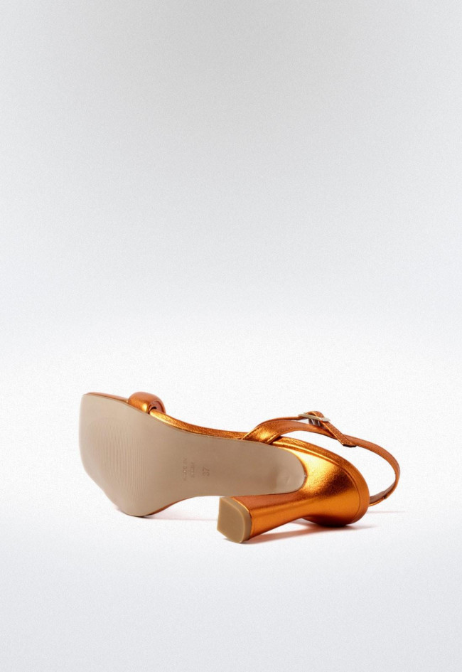 Sandalia de mujer naranja Alarcón 23053-077g