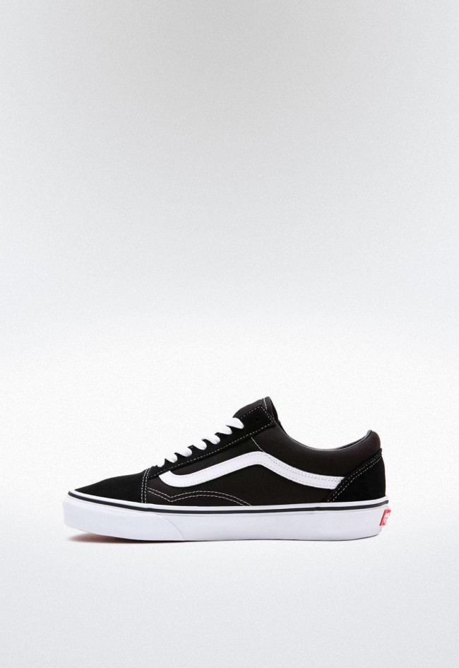 Deportivo de hombre negro VANS old skool