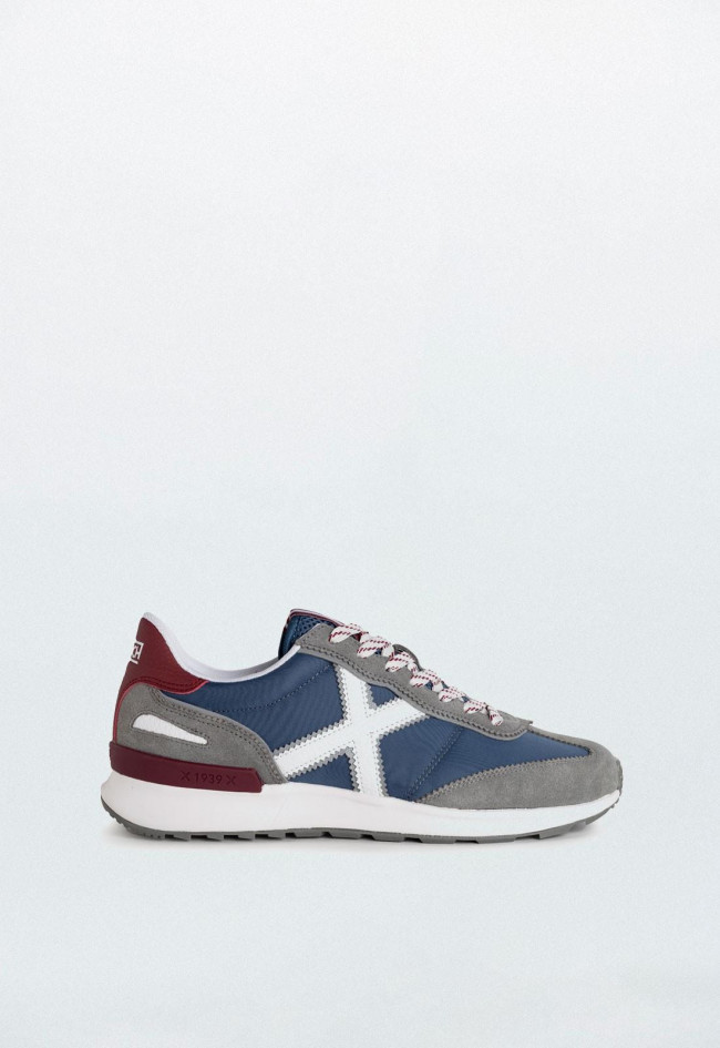 Deportivo de hombre marino Munich dynamo