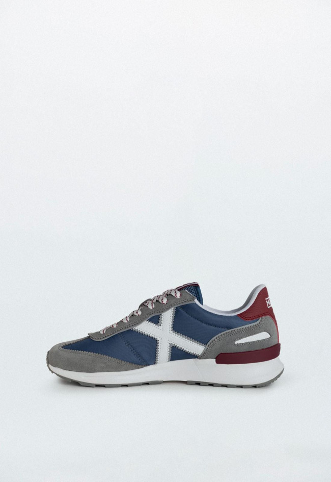 Deportivo de hombre marino Munich dynamo