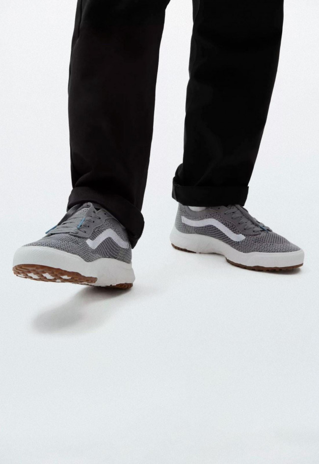 Deportivo de hombre gris VANS ua ultrarange exo