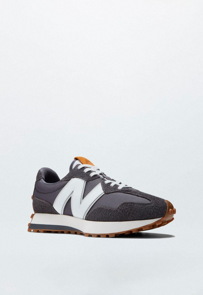 Deportivo de mujer gris New Balance 327