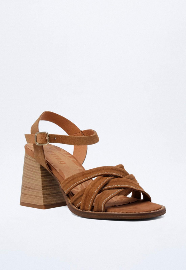 Sandalia de mujer cuero Mustang 50549