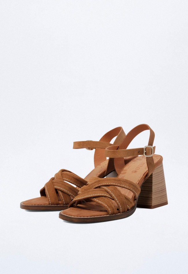 Sandalia de mujer cuero Mustang 50549