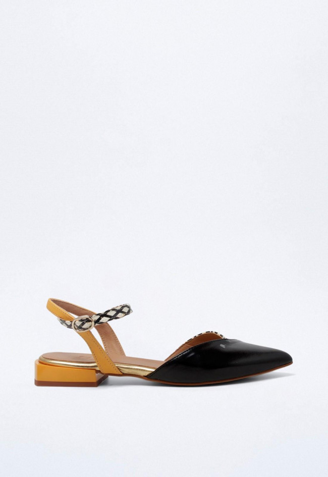 Zapato Corto Mujer 'Por Favor, No Vayas' De LAMODA - Vegano, Con Correa Ajustable Y Hebilla Plateada, Incluye Estampado De Flores
