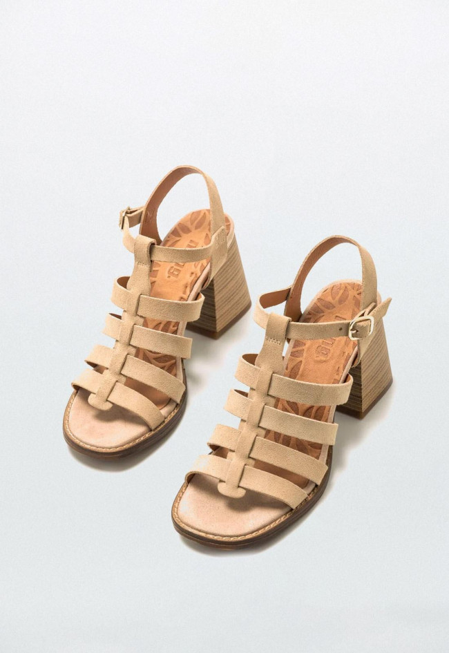 Sandalia de mujer arena Mustang 50550