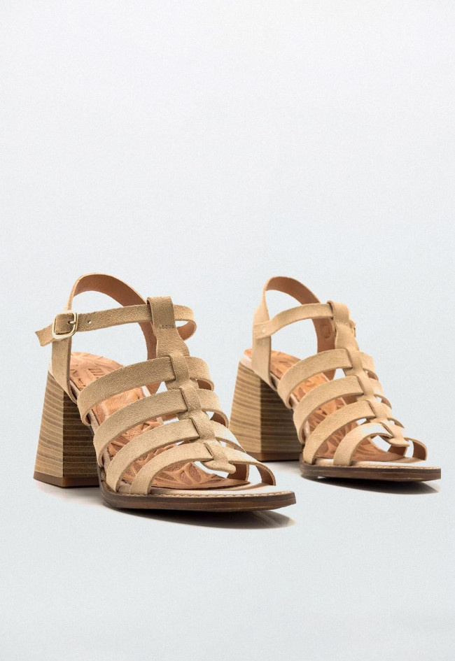Sandalia de mujer arena Mustang 50550