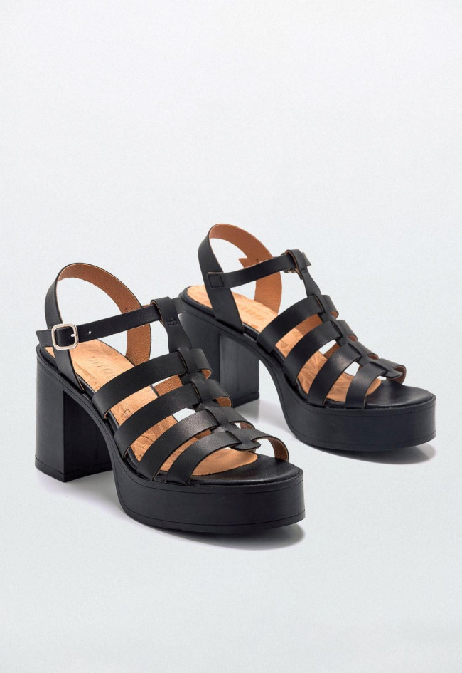 Sandalia de mujer negro Mustang 50564