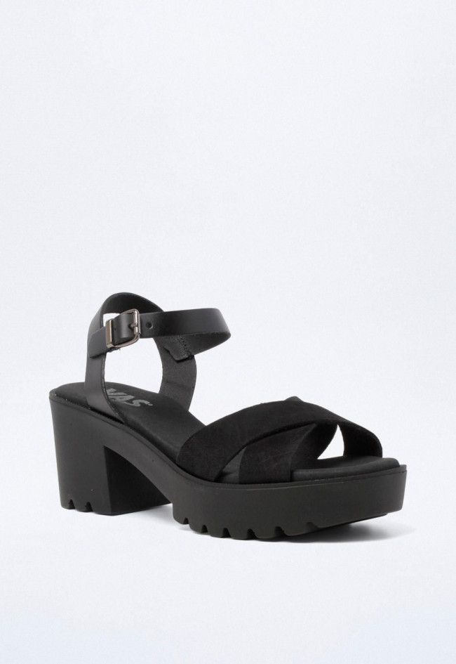 Sandalia negra de plataforma con tacón ancho, tiras cruzadas y hebilla | Diseño actual de marca VAS v2326