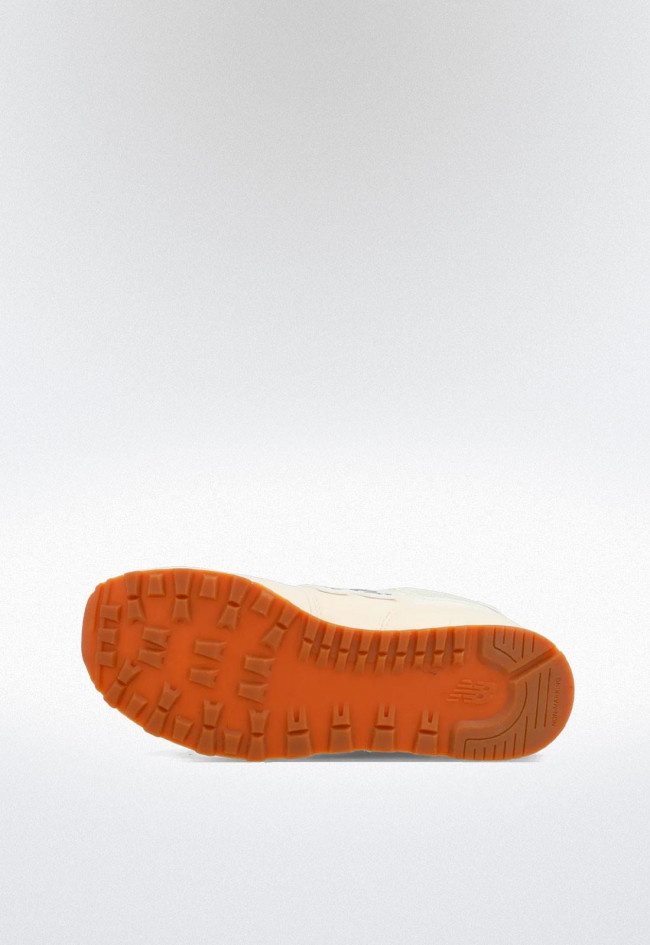 Deportivo de mujer blanco New Balance 574