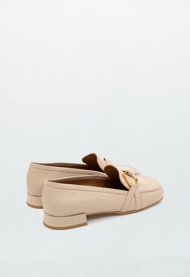 ELLIS - Mocasin de mujer de piel con adorno dorado
