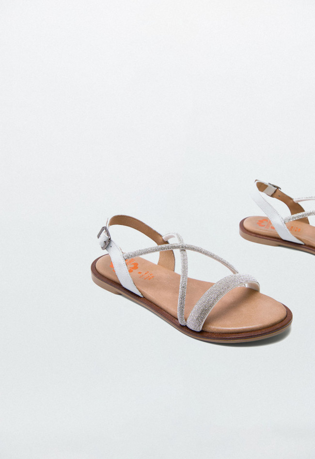 SANDALIA PLANA CON BRILLANTES PORRONET BLANCA AXA