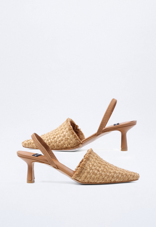 Zapato de mujer camello Alarcón 22134-416a