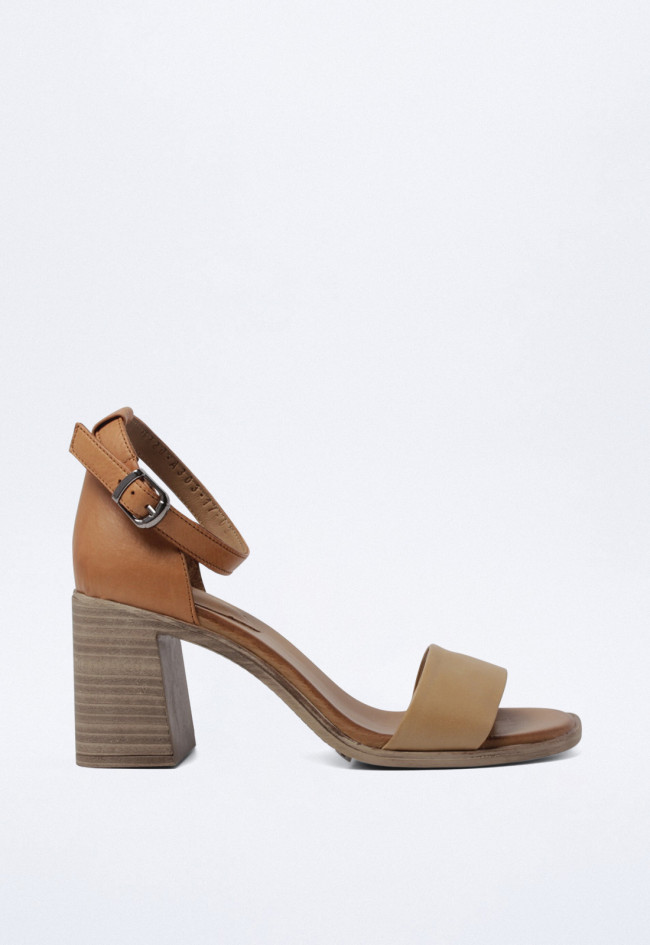 Sandalia de mujer cuero VAS g220 a303