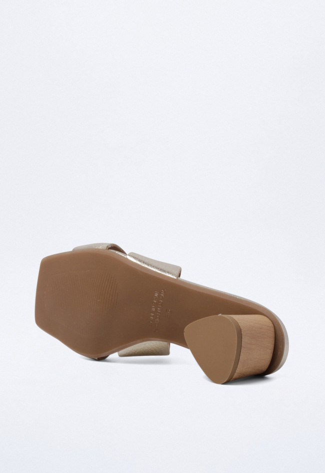 Sandalia de mujer oro Glo 27932