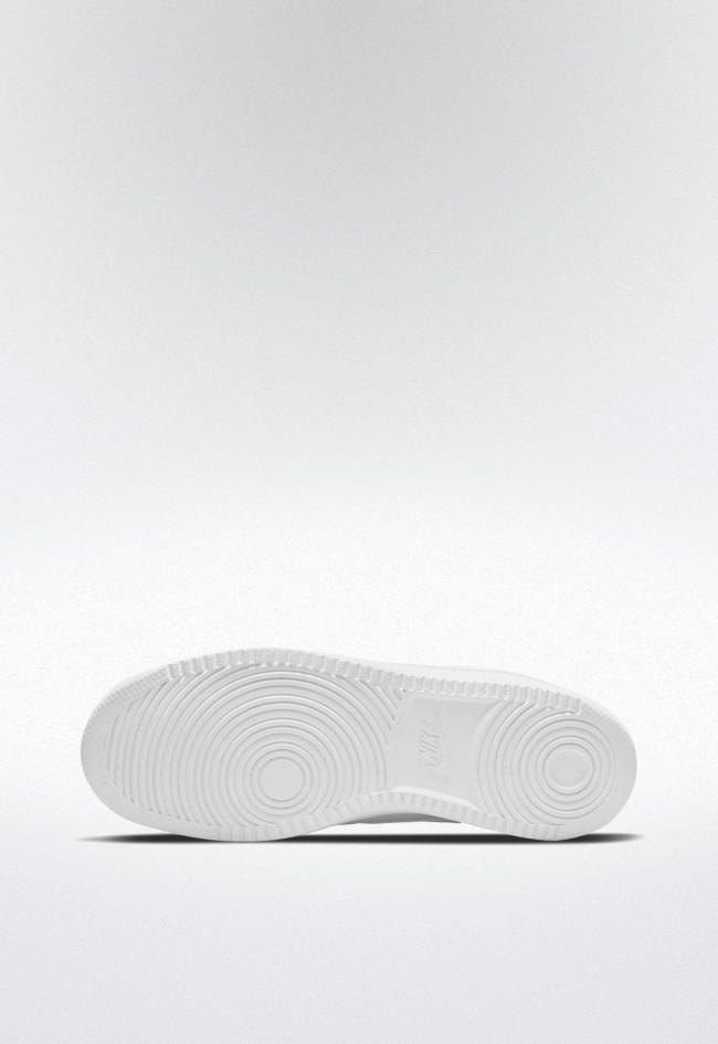 Deportivo de hombre blanco Nike court vision low next nature