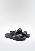 Sandalia de hombre negro Birkenstock arizona essentials
