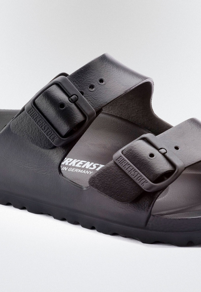 Sandalia de hombre negro Birkenstock arizona essentials