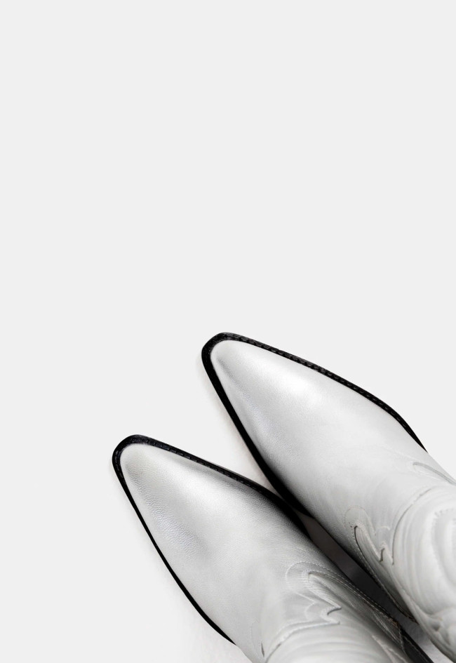 Bota cowboy bordados de mujer plata Bronx new-kole