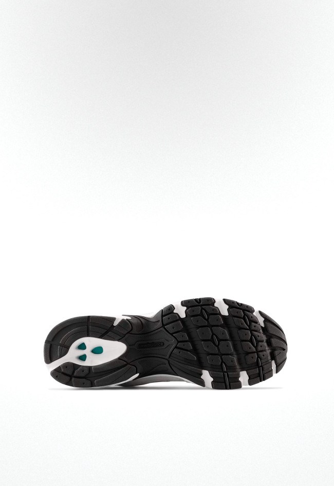 Deportivo de hombre gris New Balance mr530ck