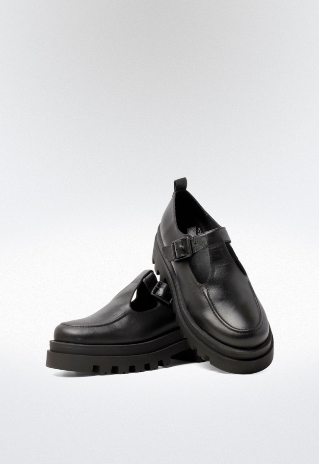 Zapato con hebilla de mujer negro VAS 8086