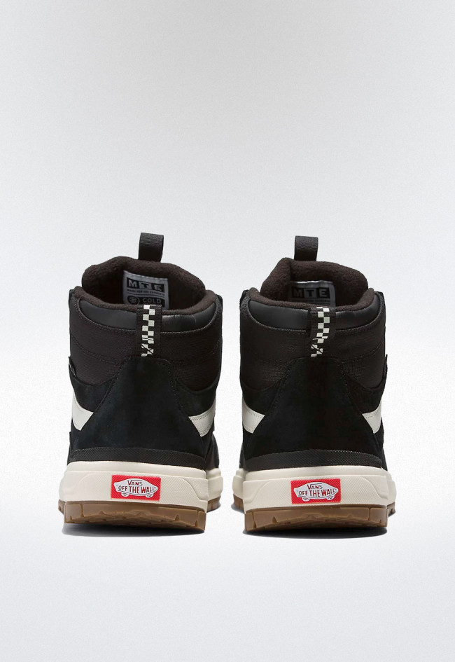 Deportivo de mujer negro VANS mte ultrarange 1