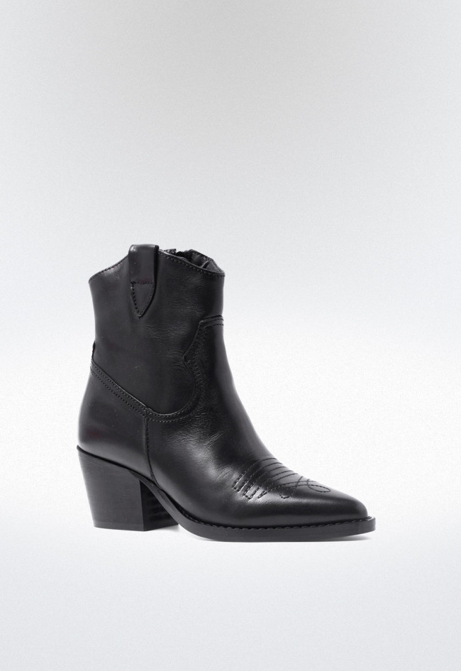 Botín cowboy de piel negra para mujer GLO 6540 | El western chic que transforma tus looks