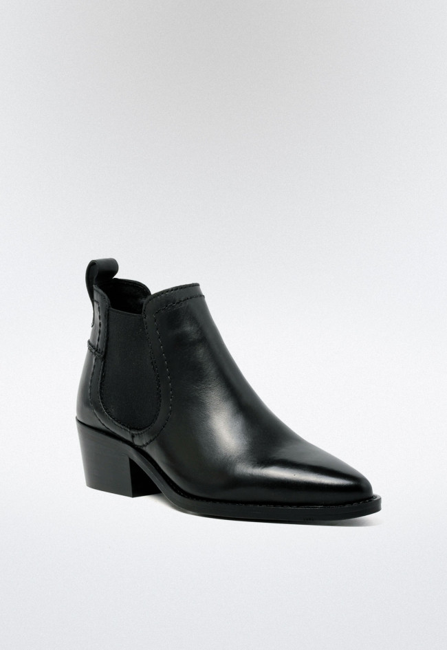 Botín cowboy de mujer en piel negra con elásticos laterales | Estilo western elegante y versátil GLO Bahía