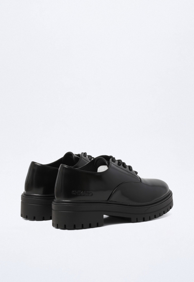 Blucher de mujer negro Chika 10 vagabund 01