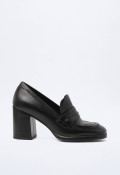 Zapato estilo mocasín de mujer negro GLO 9556002