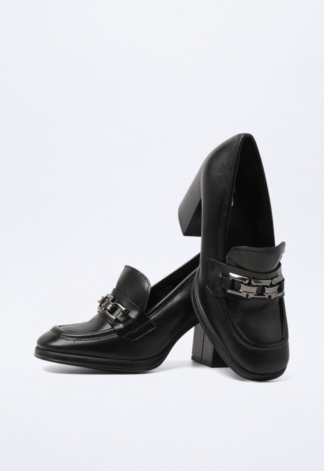 Zapato estilo mocasín de mujer negro GLO 9556001