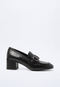 Zapato estilo mocasín con hebilla de mujer negro GLO 9575791