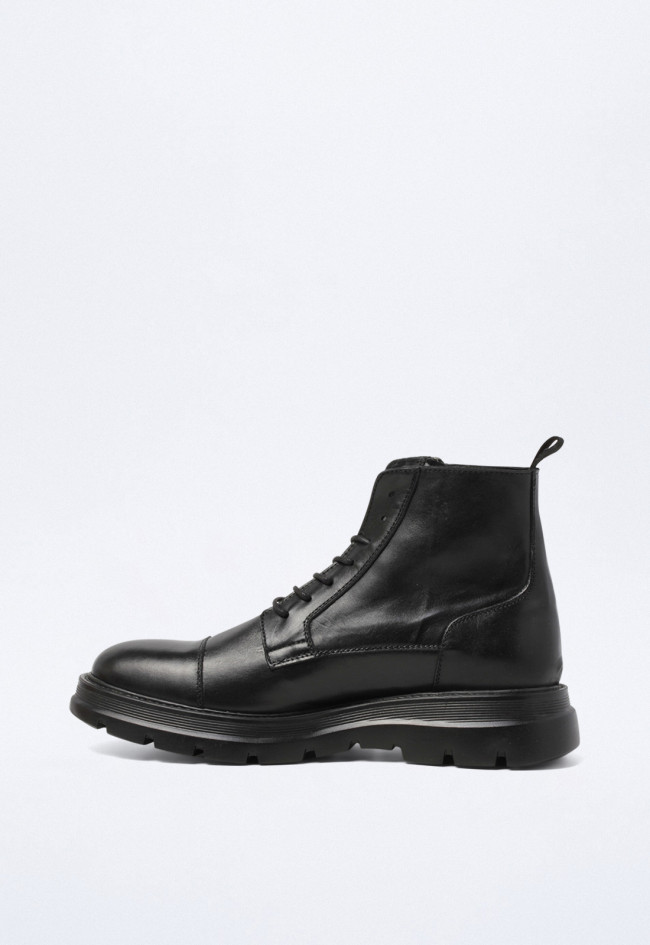 Botín de hombre negro Kebo 6005 eddy