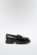 Mocasín con tachas de mujer negro Imma christel 02