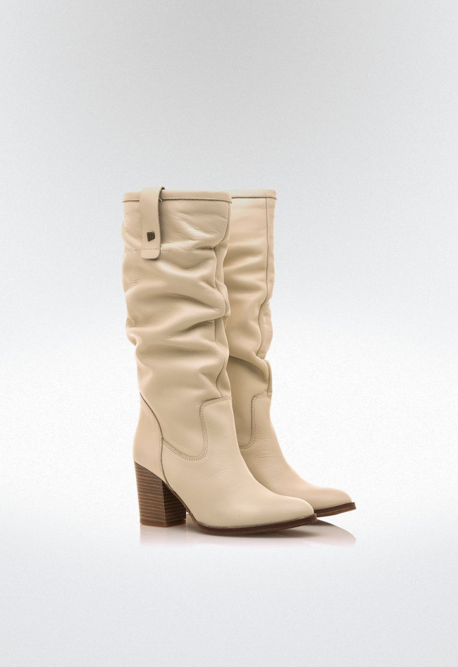 Botas camperas Mujer MUSTANG UMA beige