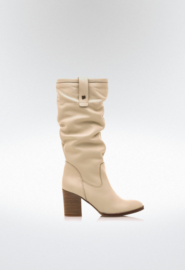 Botas camperas Mujer MUSTANG UMA beige