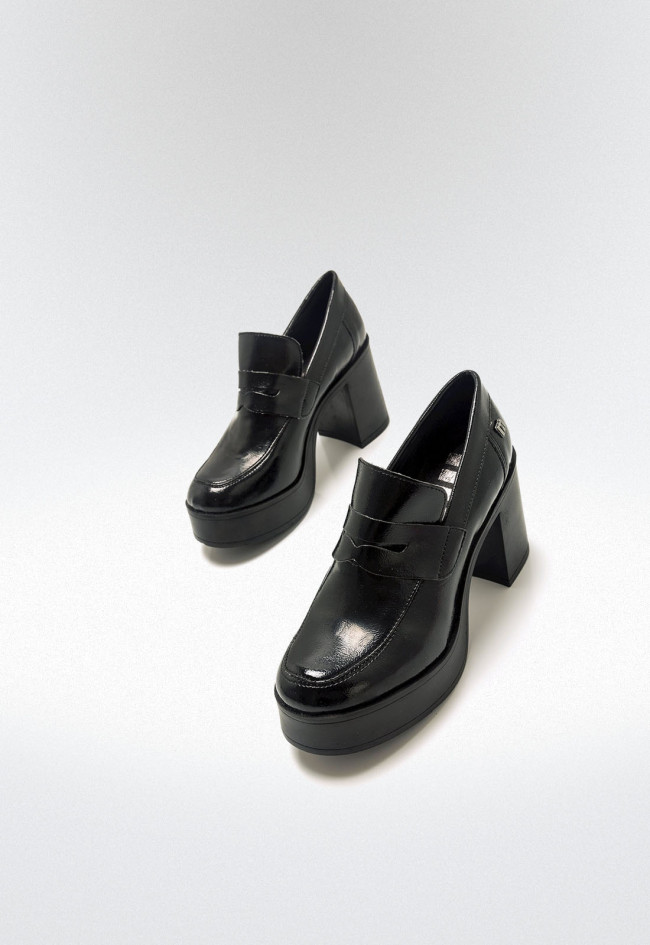 Zapato estilo mocasín Mujer MUSTANG SIXTIES negro