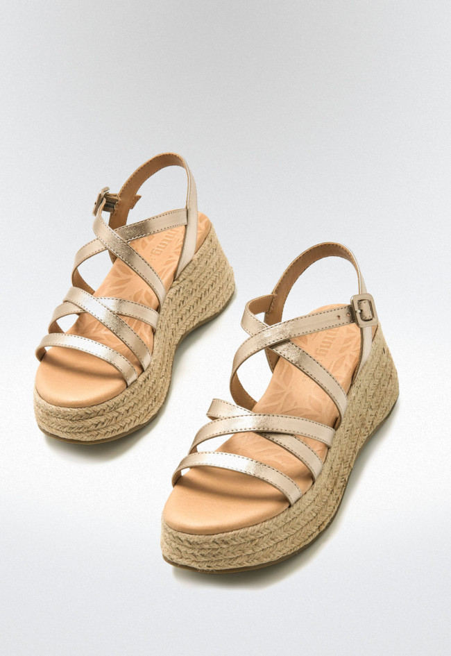 Sandalias tiras cruzadas Mujer MUSTANG GIORGIA oro