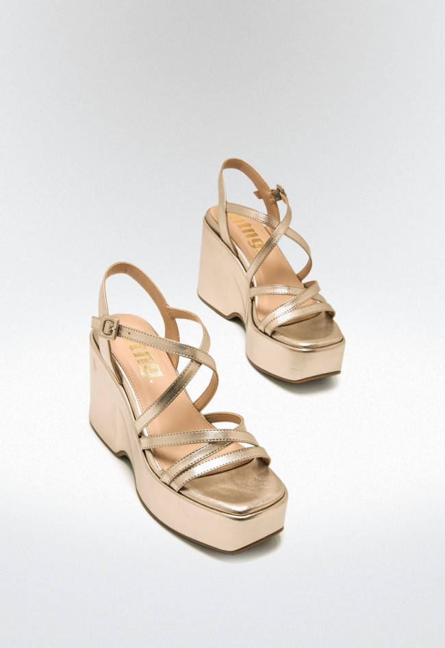Sandalias tiras cruzadas Mujer MUSTANG LIZZY oro