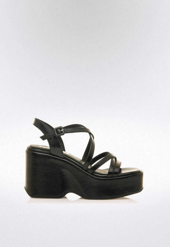 Sandalias tiras cruzadas Mujer MUSTANG LIZZY negro