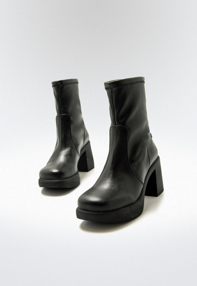 Botines plataforma Mujer MUSTANG ELIANA negro