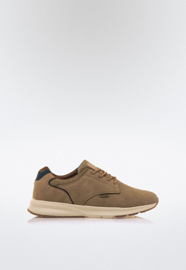 Deportivo de hombre tostado Mustang 84440