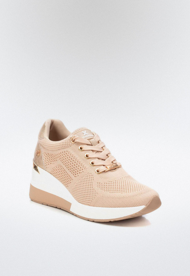 Deportivo cuña de mujer beige Xti 142419