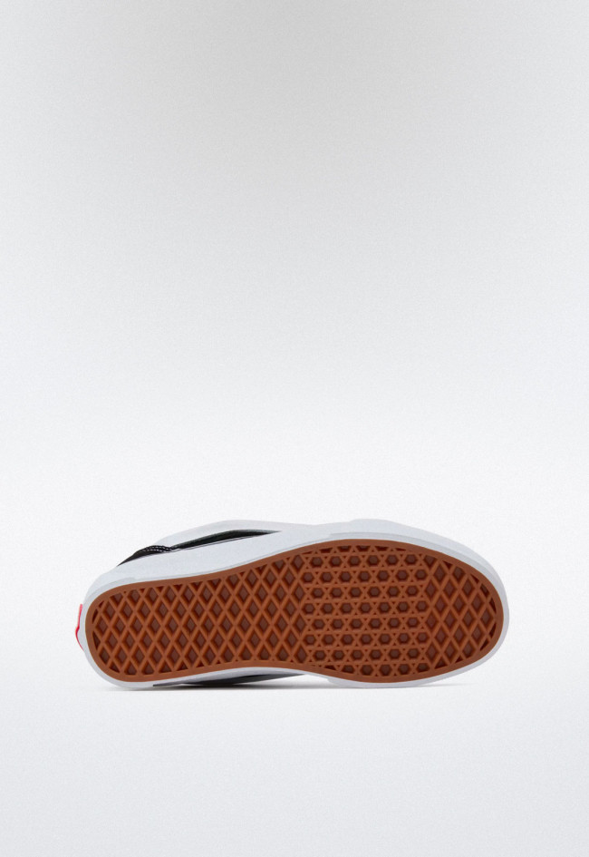 Deportivo de hombre negro VANS knu skool