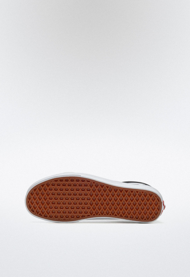 Deportivo de mujer negro VANS old skool