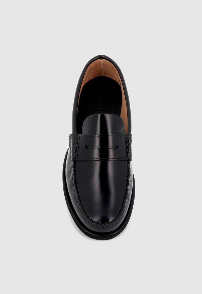 Zapato mocasín de hombre negro  11023