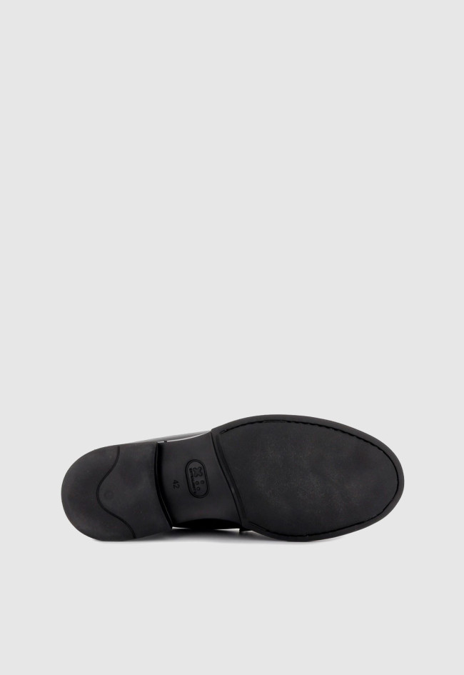 Zapato mocasín de hombre negro  11023