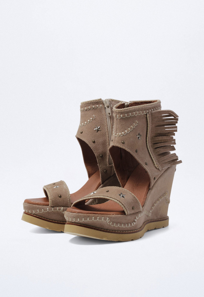 Sandalia campera con flecos de mujer cuero Nemonic 2385