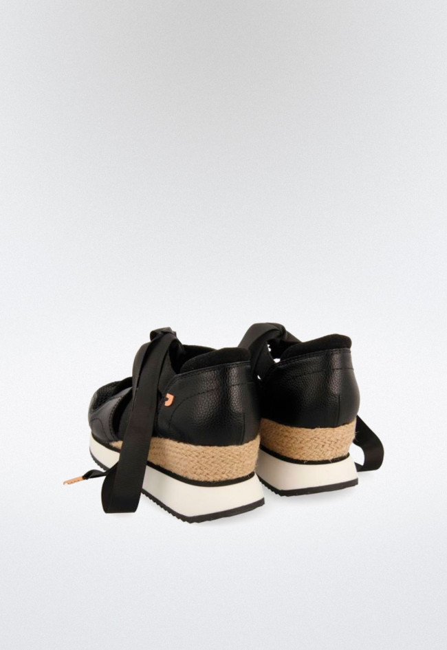 Deportivo de mujer negro Gioseppo muir